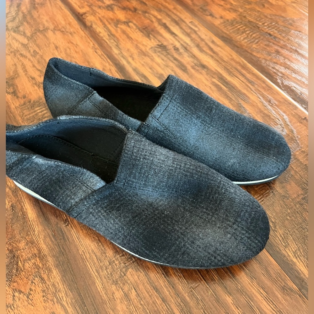 Aldo slip on Loafers size 8